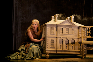 Joelle Harvey as Seleuce in Glimmerglass's "Tolomeo" 